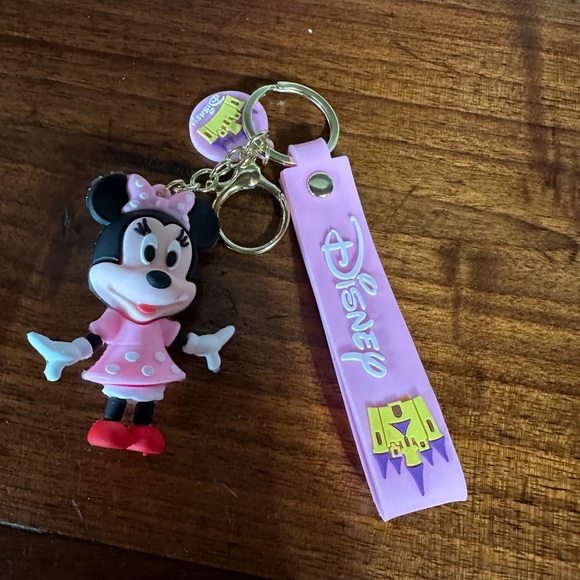 Disney character Minnie Mouse Daffy Duck etc Graphic Tote with bag charm - Picture 2 of 5